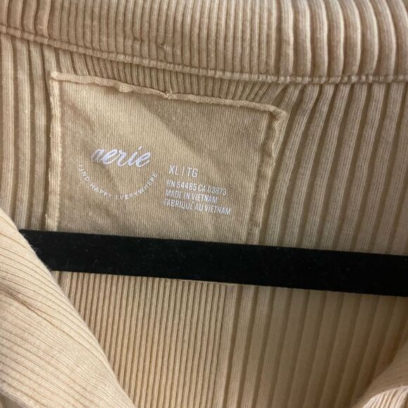 Aerie Pale Yellow Collared Ribbed Knit Cropped Long Sleeve Top Size XL - Picture 7 of 10